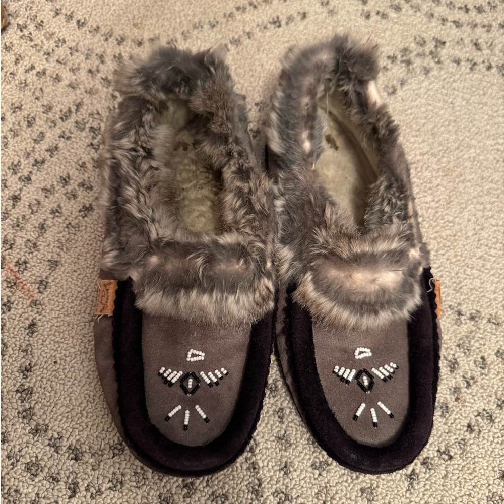 Laurentian Chief Moccasin Slippers